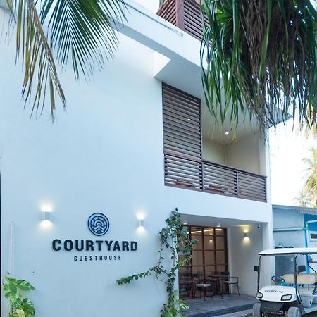 Courtyard Guesthouse Huraa Exterior foto